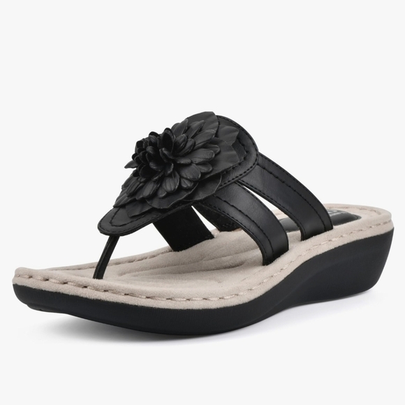CLIFFS BY WHITE MOUNTAIN Cynthia BlackWedge Sandal Sz 7.5 M Excellent condition - Picture 1 of 12